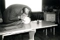 DRK-1974-0755.jpg  Erste Hilfe  Bei der Beatmungsübung Jan Abraham, Osterende