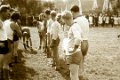 Fussball-1963-0935.jpg  Fussball Wettkampf um den Wanderpokal der Tönninger Sparkasse  Handwerker, Gewerbetreibende gegen Beamte Angestellte 4:2