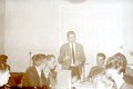 Landjugend-1964-0675.jpg  Landjugendversammlung im Kirchspielkrug  In der Mitte Hauke Koopmann, Vorsitzender