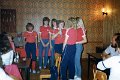 BosselnNF-1983-0327.jpg  Bosseln der Frauen am Robbenberg  Die Simonsberger Gewinner A Pokal