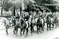 Ringreiter-1949-0830.jpg  Kreisringreiten in Tönning  in der Selkstraße