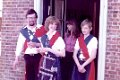 Schuetzen-1981-0488.jpg  Bürgervogelschießen  König Thorben Hansen, Roswitha Hansen, Königin Heidi Thomsen, Jungschütze Claus Abraham