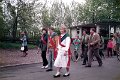 Schuetzen-1984-0558.jpg  Bürgervogelschießen  altes Königspaar Hildegard Gloe und Walter Möser, Prinzessin Angelika Mehl, dahinter Barthold Wilkens und 1.Vorsitzender Hermann Oldenburg,