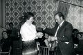 BosselnGH 1977 0220.jpg  Fahnenweihe  Ingebur Jebe, Srecherin der aktiven Frauen  Hans-Peter Thomsen, 1. Vorsitzender Gemütlichkeit an der Hemme  Übergabe der goldenen Bossel an die Männer  Manns und Frunsbosseln
