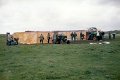 BosselnGH 1984 0261.jpg  Preisbosseln am Deich im Altendeich  Das Zelt musste von 4 Teckern festgehalten werden, weil es sont vom Sturm weggeweht worden wäre.