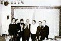 BosselnO 1965 0170.jpg  Jaheshauptversammlung im Kirchspielkrug  vl. Hans Peter Bove, Hans Jürgen Wolff, Hans Heinrich Greve, 1. Vors. Hans Bove, Jürgen Greve, Jacob Hansen, Hans Heinrich Schlie   In Wesselburen Pokalsieger mit 1306 m, 1 Fehlwurf
